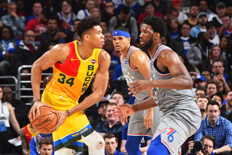 Ai mới là kẻ mạnh nhất trong cuộc chiến của những người khổng lồ Giannis Antetokounmpo và Joel Embiid?