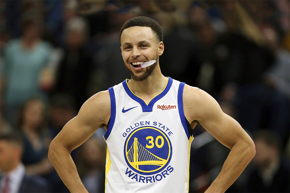 Hãy nhìn vào thời điểm Stephen Curry công bố tin bị mờ mắt: Đỉnh cao của nghệ thuật sắp đặt là đây