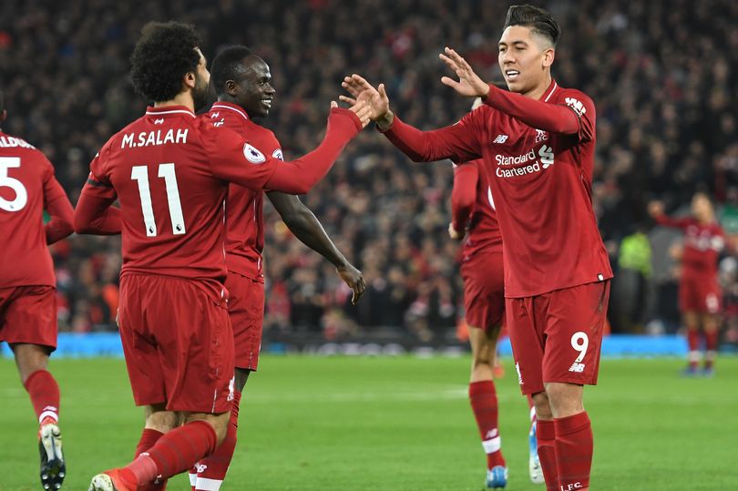 Tại sao HLV Klopp nói Mane và Firmino sẽ hưởng lợi từ Salah khi Liverpool gặp Southampton đêm nay?
