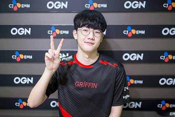 HLV cvMax Griffin nhận xét gì về đội quân của mình trước thềm playoffs LCK diễn ra HLV cvMax Griffin nhận xét gì về đội quân của mình trước thềm playoffs LCK diễn ra