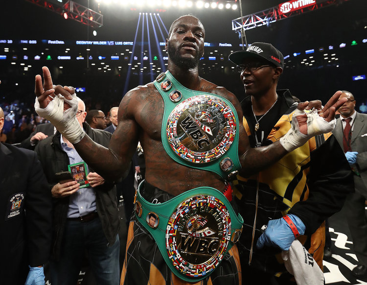 Deontay Wilder lấy đai WBC "mời mọc" Wladimir Klitschko