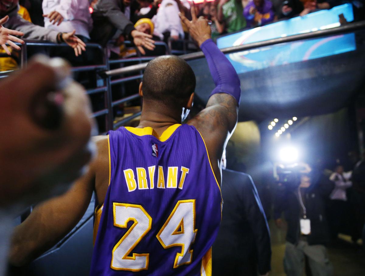 Kobe Bryant quá rõ lý do vì sao LeBron James có mùa giải đáng thất vọng vừa qua