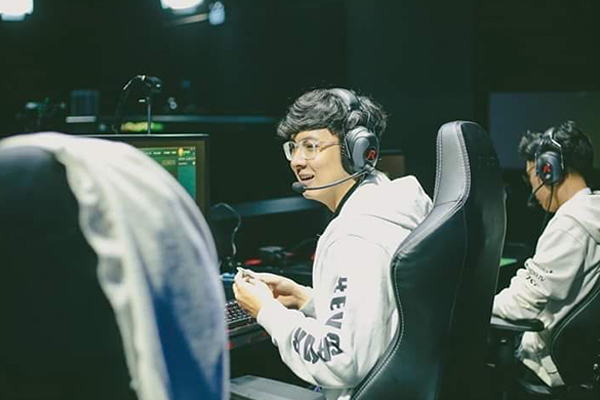 Húc bay binh đoàn Sky Gaming Daklak những chú Hổ EVOS Esports hiên ngang bước vào trận Chung Kết VCS mùa Xuân 2019