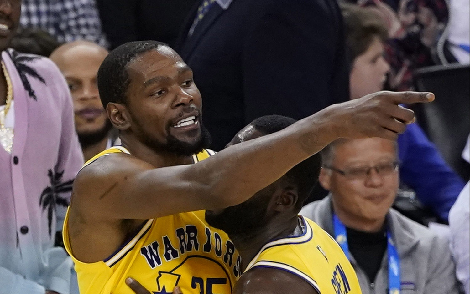 Nghe cầu thủ nói về vấn đề nhức nhối nhất NBA hiện tại: Gói gọn chỉ trong 2 chữ