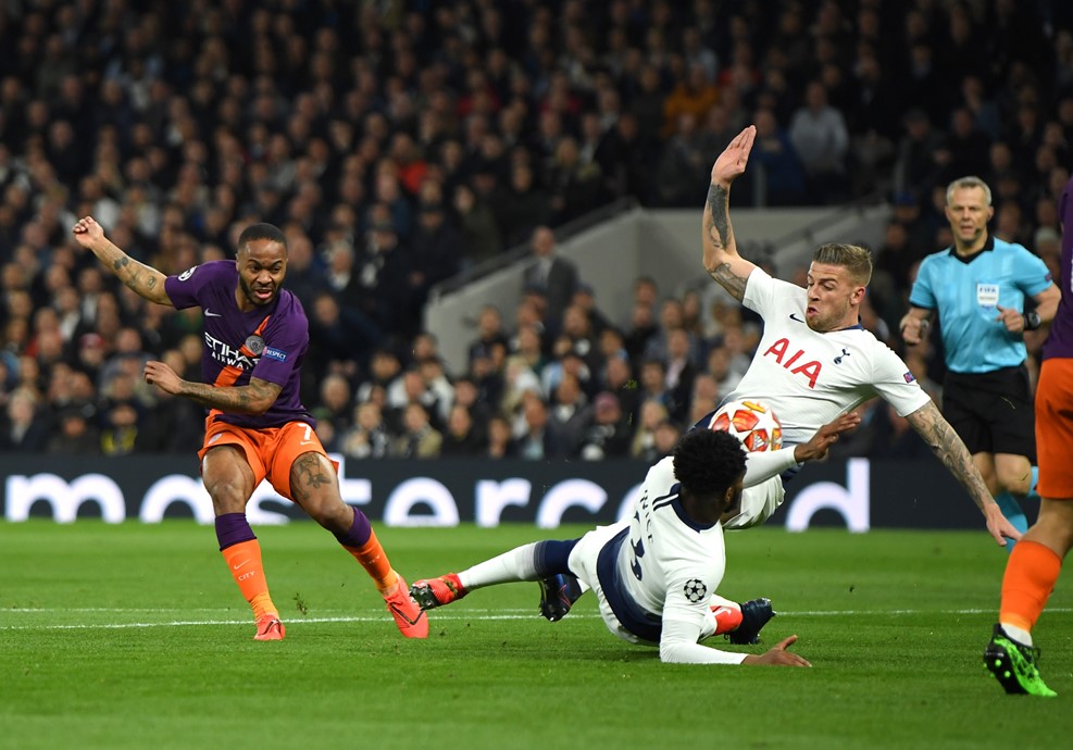 Kết quả bóng đá hôm nay (10/4): Man City và Buriram nếm trái đắng