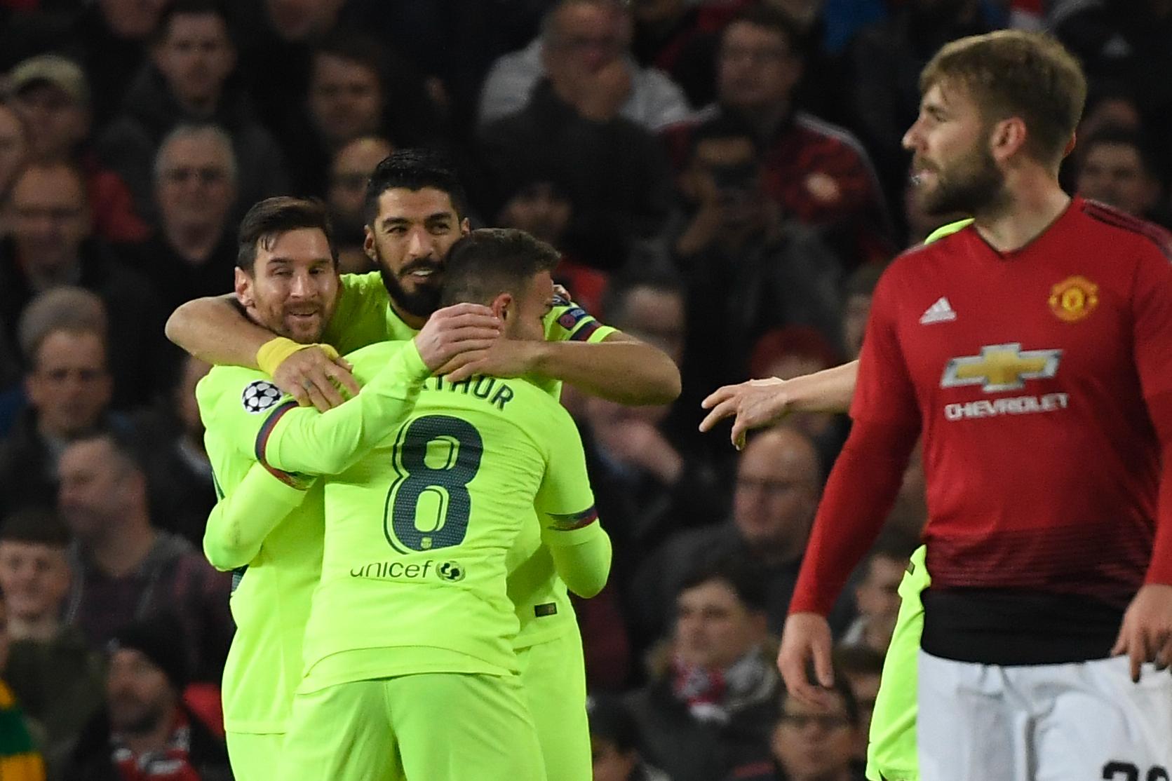 Kết quả bóng đá hôm nay (11/4): Barcelona kéo sập pháo đài Old Trafford