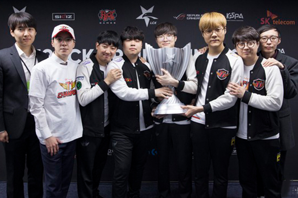 HLV kkOma nói gì sau khi SKT lên ngôi vô địch LCK mùa xuân 2019