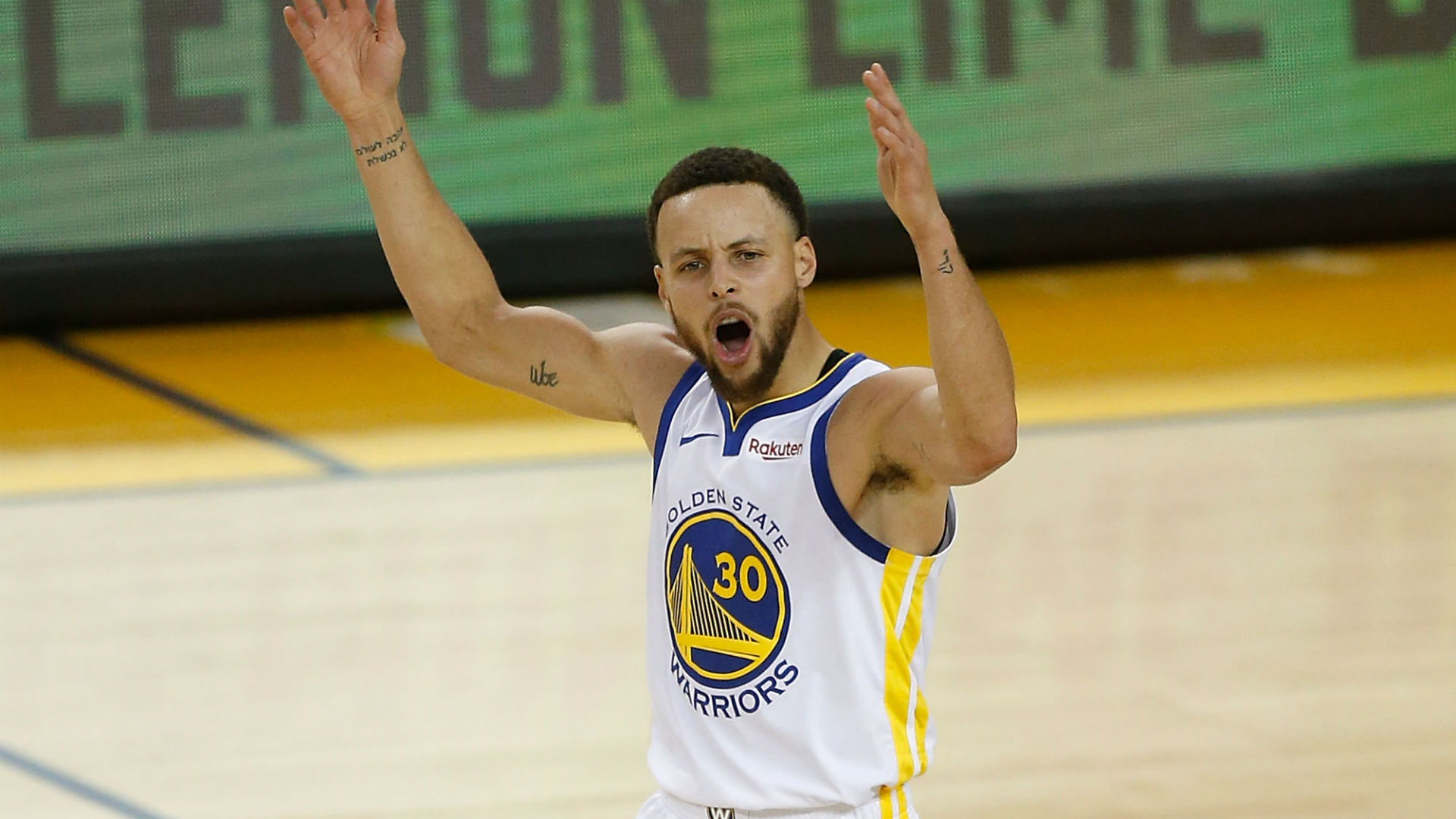 Dù đã là siêu sao nhất nhì NBA, vẫn có lý do khiến Stephen Curry lo lắng trước mỗi trận đấu Dù đã là siêu sao nhất nhì NBA, vẫn có lý do khiến Stephen Curry lo lắng trước mỗi trận đấu