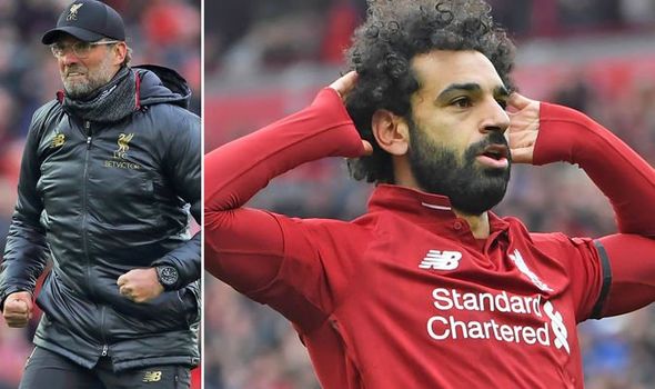 HLV Klopp phản ứng khó tin với siêu phẩm của Salah và hết lời ca ngợi một cái tên sốc