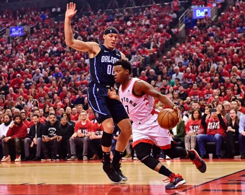 Nhìn lại trận thua Game 1 của Toronto Raptors, Kyle Lowry có thật sự quá "phế"?