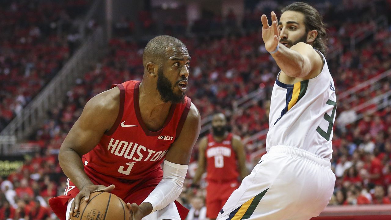 Ricky Rubio giải thích về tình huống phòng ngự James Harden gây bão tại Game 1