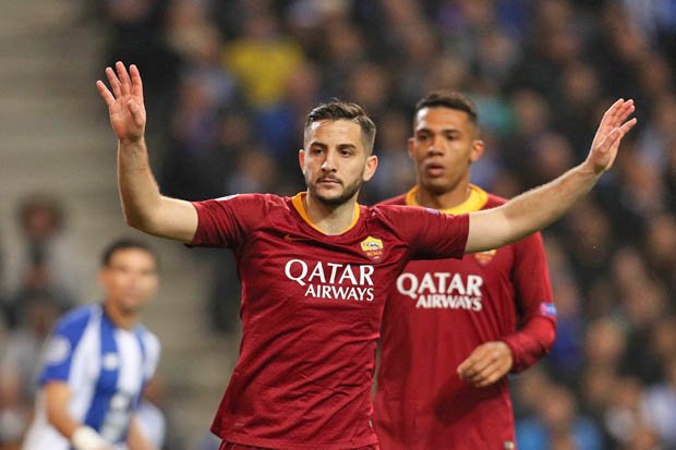 Chuyển nhượng MU 17/4: MU giải phóng hợp đồng của sao Roma, BLĐ hứa bổ sung tân binh cho Solskjaer
