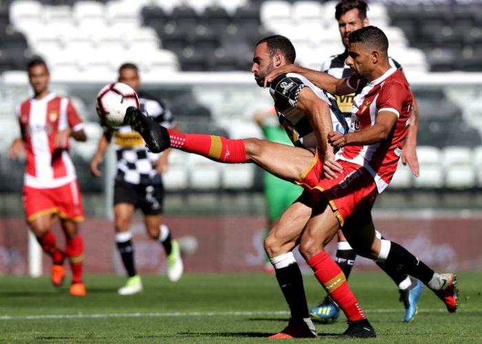 Nhận định Guimaraes vs Aves 02h30, 20/04 (Vòng 30 VĐQG Bồ Đào Nha 2018/19)