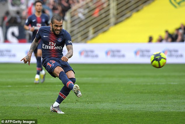 Thua Nantes 2-3, PSG lần thứ 3 bỏ lỡ cơ hội vô địch Ligue 1 sớm