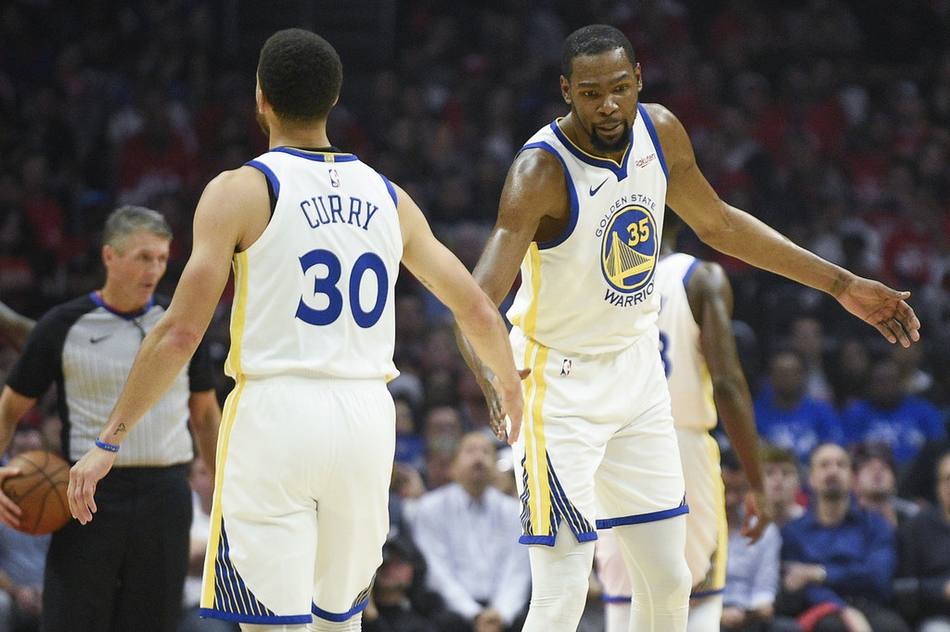 Kevin Durant làm câm lặng Patrick Beverley trong ngày thi đấu tệ hại của Los Angeles Clippers