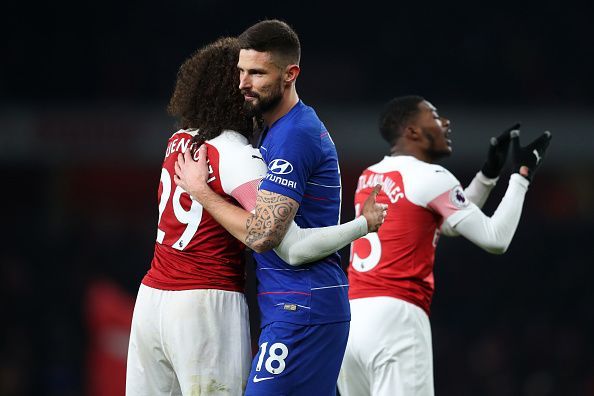 Lý do Chelsea và Arsenal phải vô địch Europa League bằng mọi giá...