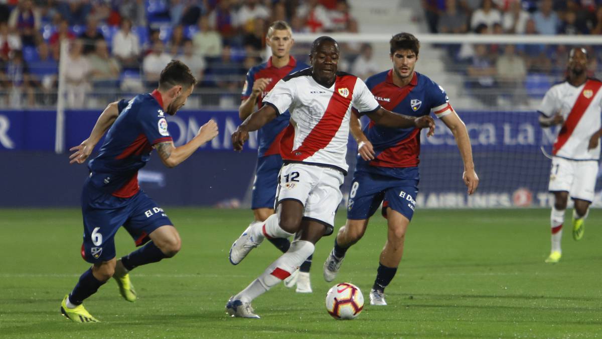 Nhận định Rayo Vallecano vs Huesca 23h30, 20/04 (Vòng 33 VĐQG TBN 2018/19)
