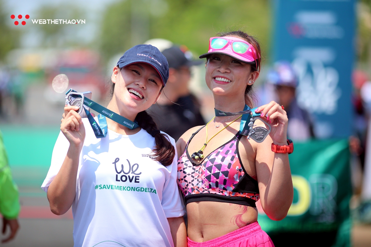 Ngỡ ngàng trước những "bóng hồng" xinh đẹp tại Mekong Delta Marathon 2019