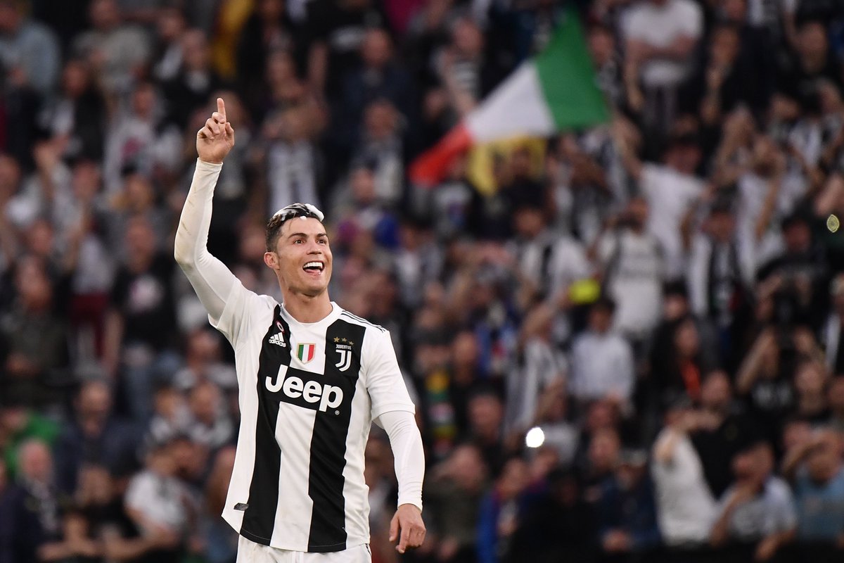 Ronaldo đã làm được điều chưa từng xảy ra trong sự nghiệp khi vô địch với Juventus