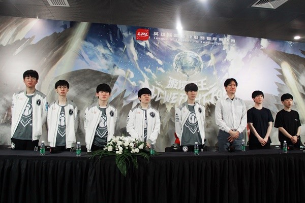 Rookie IG: Trong MSI chúng tôi sẽ cố gắng hết sức để chơi như bình thường Rookie IG: Trong MSI chúng tôi sẽ cố gắng hết sức để chơi như bình thường