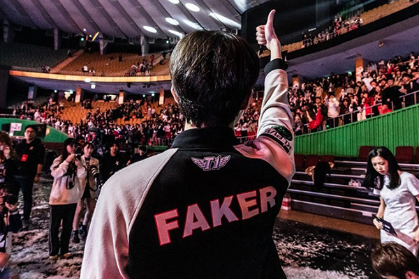 Faker suy nghĩ gì sau khi xem lại trận chung kết LCK giữa SKT vs Griffin