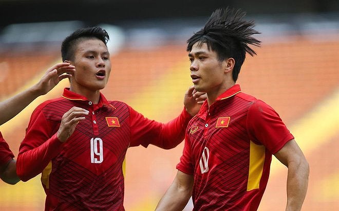 Tỷ phú người Việt có thể đưa Công Phượng, Quang Hải đi đá Champion League