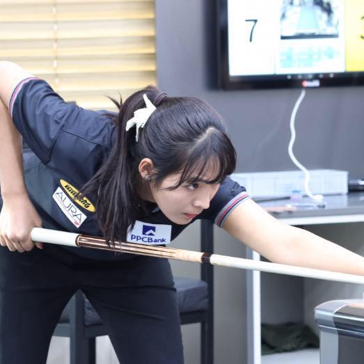 Vẻ đẹp hút hồn của “thánh nữ billiards” Campuchia tham dự giải vô địch châu Á tại TP.HCM
