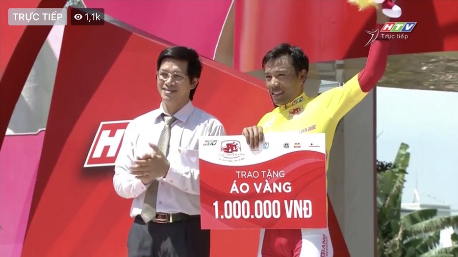 Cúp Truyền hình 2019: Áo vàng đổi chủ sau chặng đua đồng đội tính giờ ở Tuy Hòa