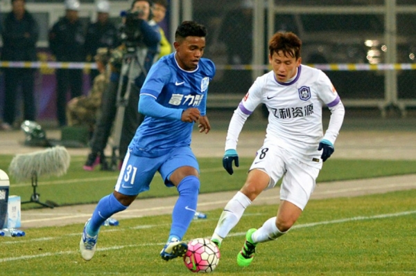 Nhận định Guangzhou R&F vs Shenzhen 18h35, 26/04 (vòng 7 VÐQG Trung Quốc)