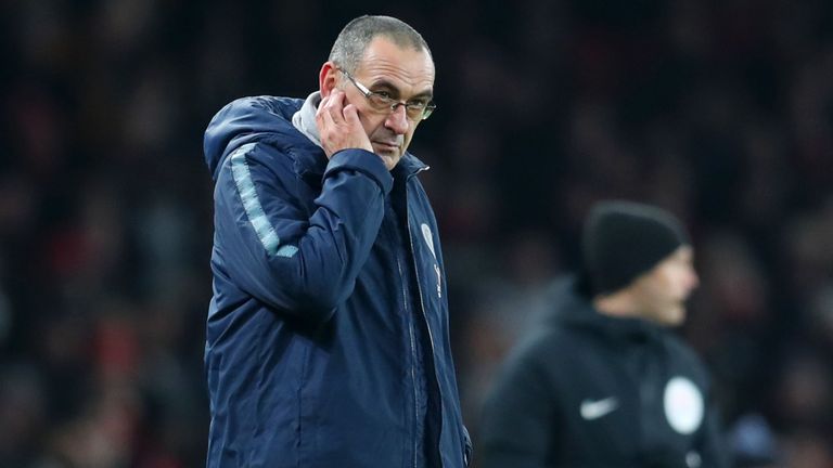 Tin bóng đá 24/4: HLV Sarri chính thức bị FA "sờ gáy" sau khi bị đuổi ở trận gặp Burnley