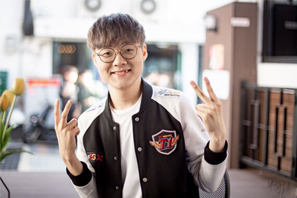 Teddy SKT nói về trận chung kết LCK mùa xuân, đồng đội của anh và MSI 2019