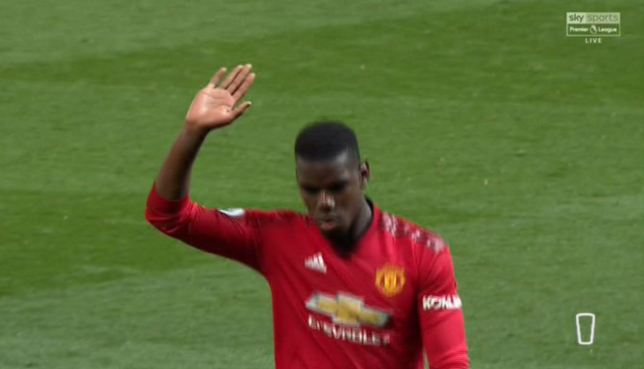 Phản ứng của Pogba ở trận MU vs Man City sau khi bị huyền thoại chỉ trích