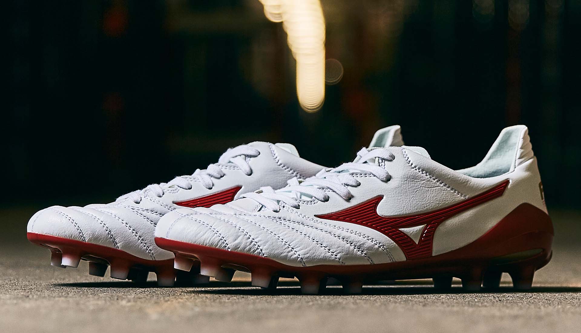 Mizuno tung ra mẫu giày Morelia Neo II "F9T" của tiền đạo Fernando Torres