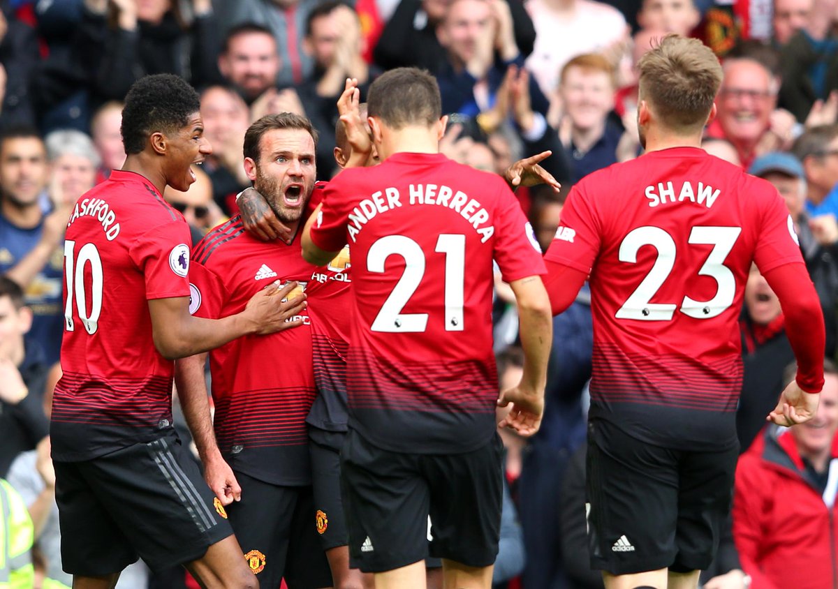 Juan Mata hé lộ không khí phòng thay đồ MU sau trận hòa Chelsea Juan Mata hé lộ không khí phòng thay đồ MU sau trận hòa Chelsea