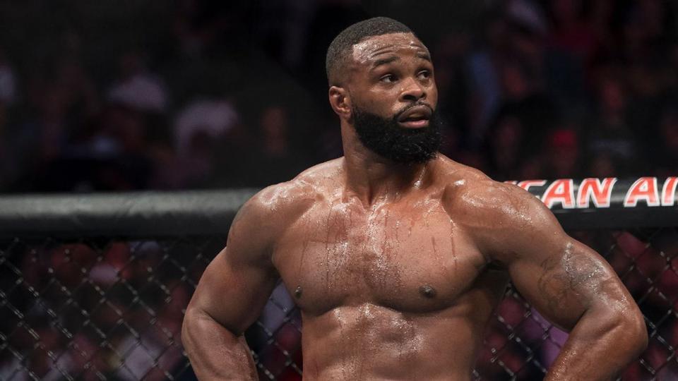 Tyron Woodley đòi tranh đai sau khi đánh bại được Robbie Lawler
