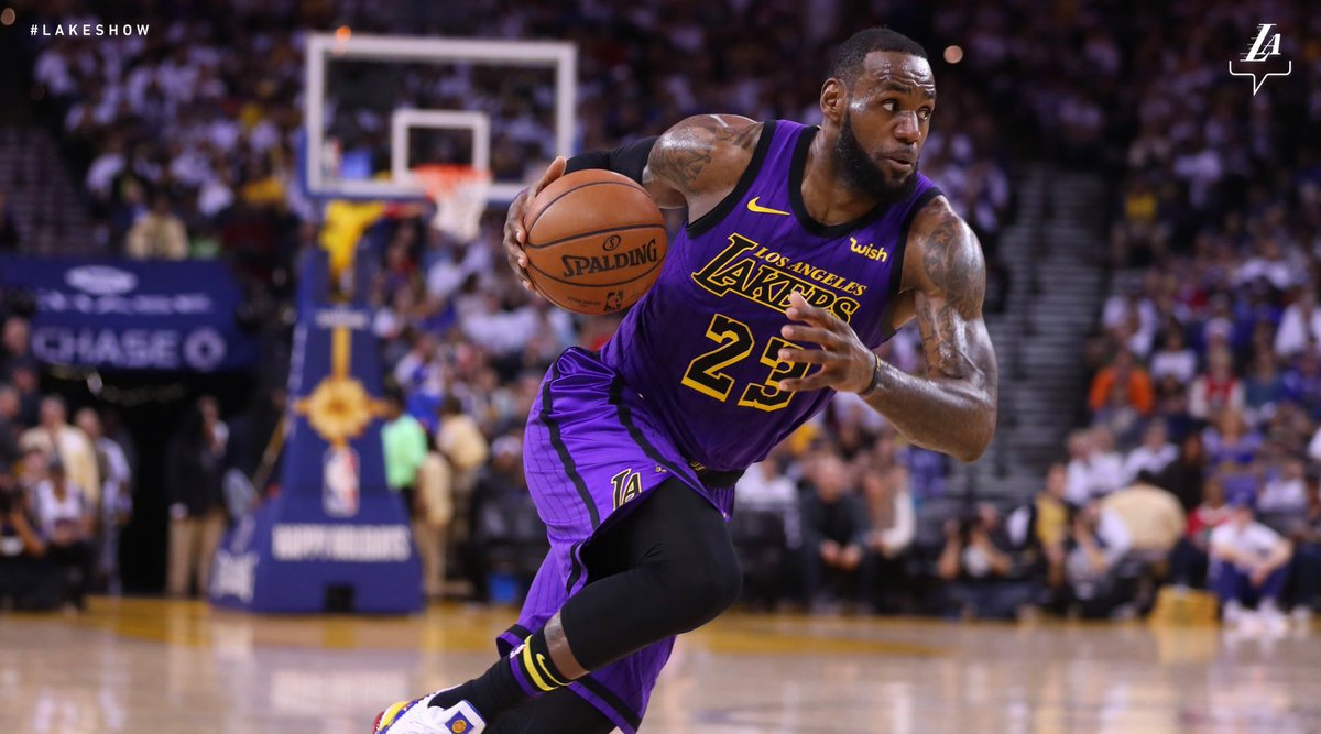 Huyền thoại Dennis Rodman chê LeBron James thi đấu quá đơn giản, không có động tác đặc biệt