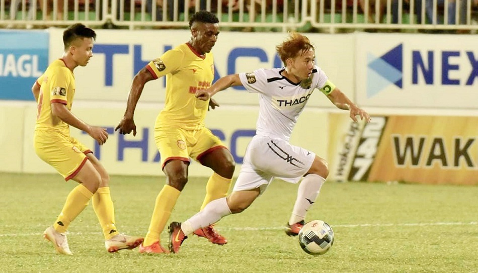Bảng xếp hạng V-League 2019 vòng 8: HAGL thẳng tiến, TP.HCM trở lại ngôi đầu
