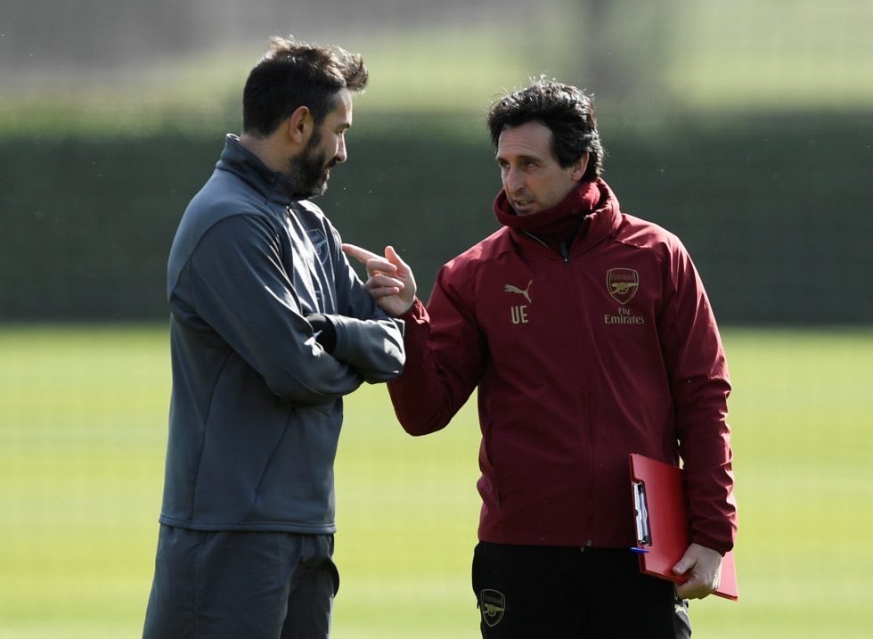 HLV Emery lên danh sách "trảm" 5 cầu thủ dù đêm nay Arsenal đá bán kết Europa League