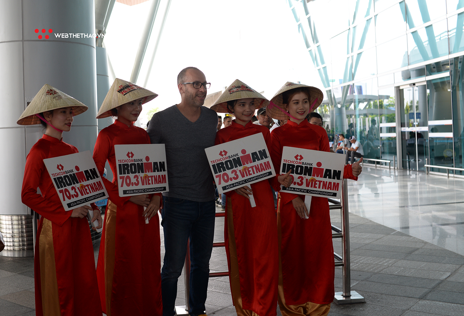 ‘Sao bự’ choáng ngợp với cách đón tiếp của chủ nhà IRONMAN 70.3 Vietnam 2019