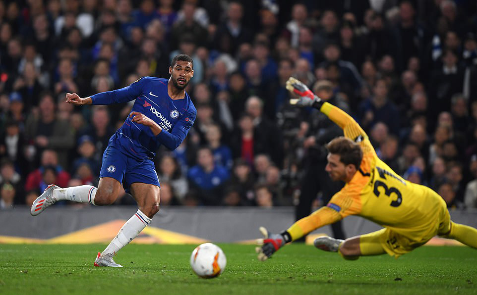 Người hùng penalty Kepa, dấu ấn Hazard và những điểm nhấn ở trận Frankfurt vs Chelsea