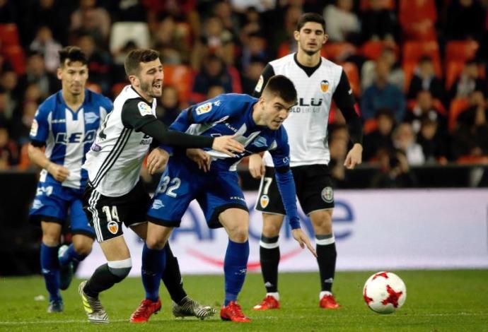 Nhận định, dự đoán Valencia vs Alaves 23h30, 12/05 (vòng 37 VĐQG Tây Ban Nha)