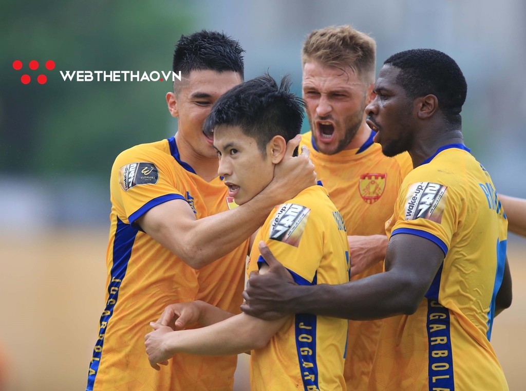 Cuộc đua vô địch V.League 2019 càng hấp dẫn nhờ những “vị khách không mời”
