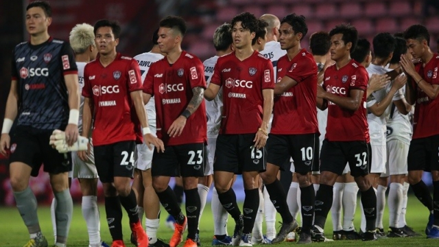 Teerasil Dangda, Adisak Kraisorn trước nguy cơ không được gặp ĐT Việt Nam
