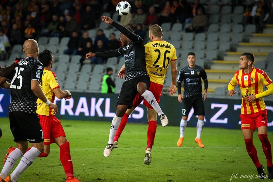Nhận định, dự đoán Zaglebie Sosnowiec vs Korona Kielce 01h30, 15/05 (Play-off VĐQG Ba Lan 2018/19)