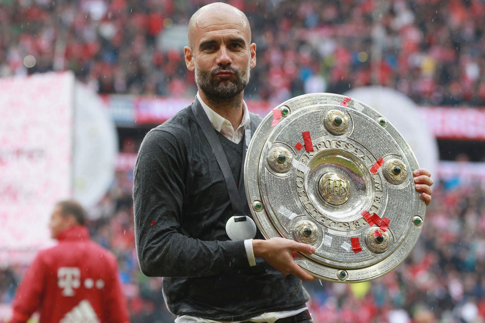 Choáng với thống kê săn điểm phi thường của Pep Guardiola đã hủy diệt mọi giải VĐQG