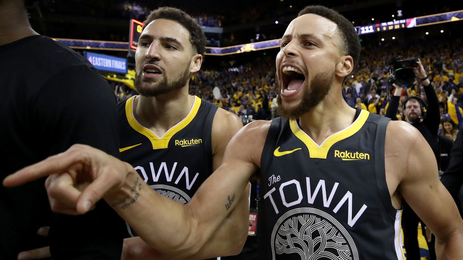 Hé lộ sự thật rằng bố Stephen Curry từng không muốn Golden State Warriors chọn con trai mình
