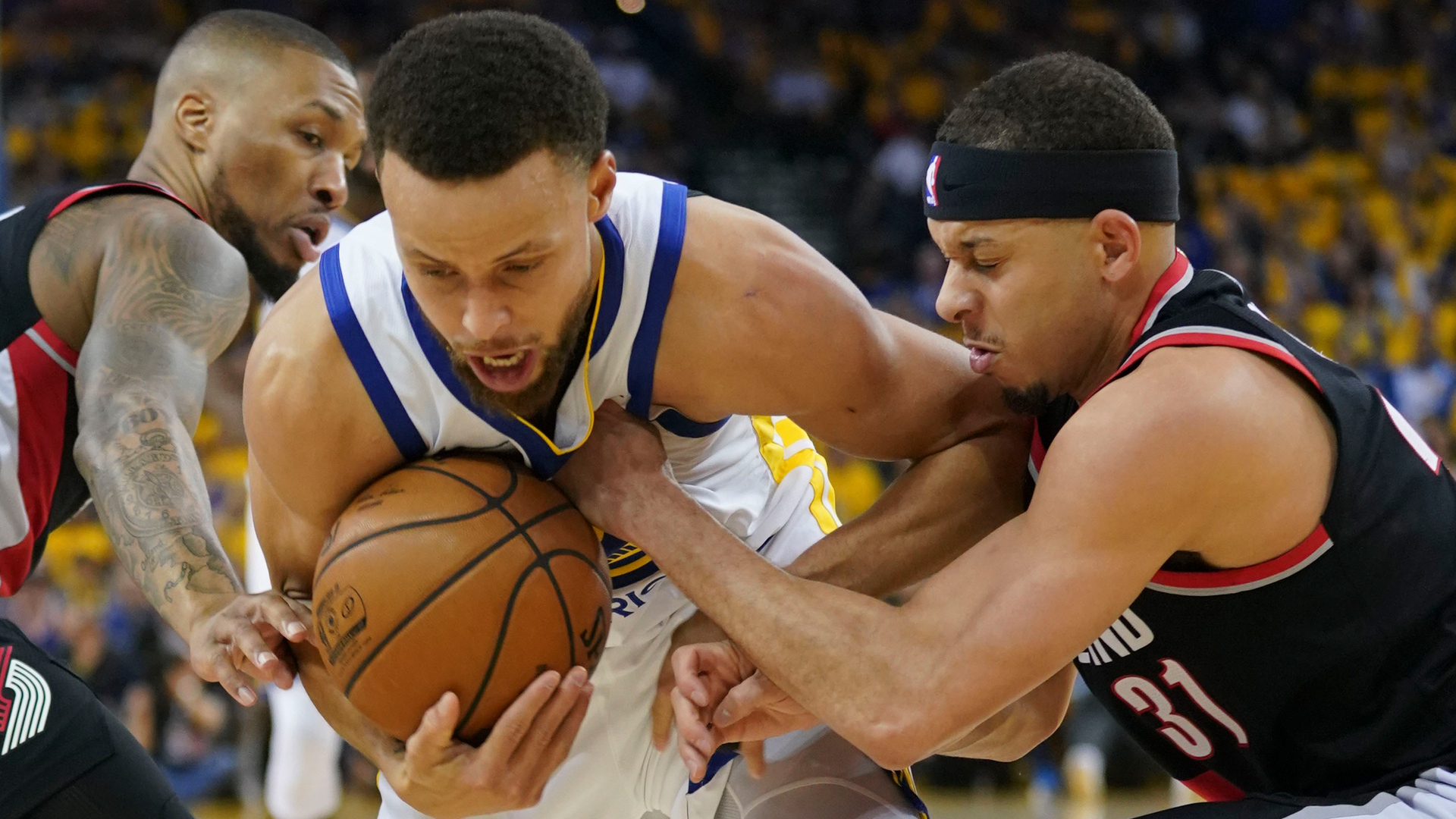 Seth Curry khá "phũ" khi từ chối lời mời ăn tối cùng anh trai, không muốn thấy tình anh em trong trận