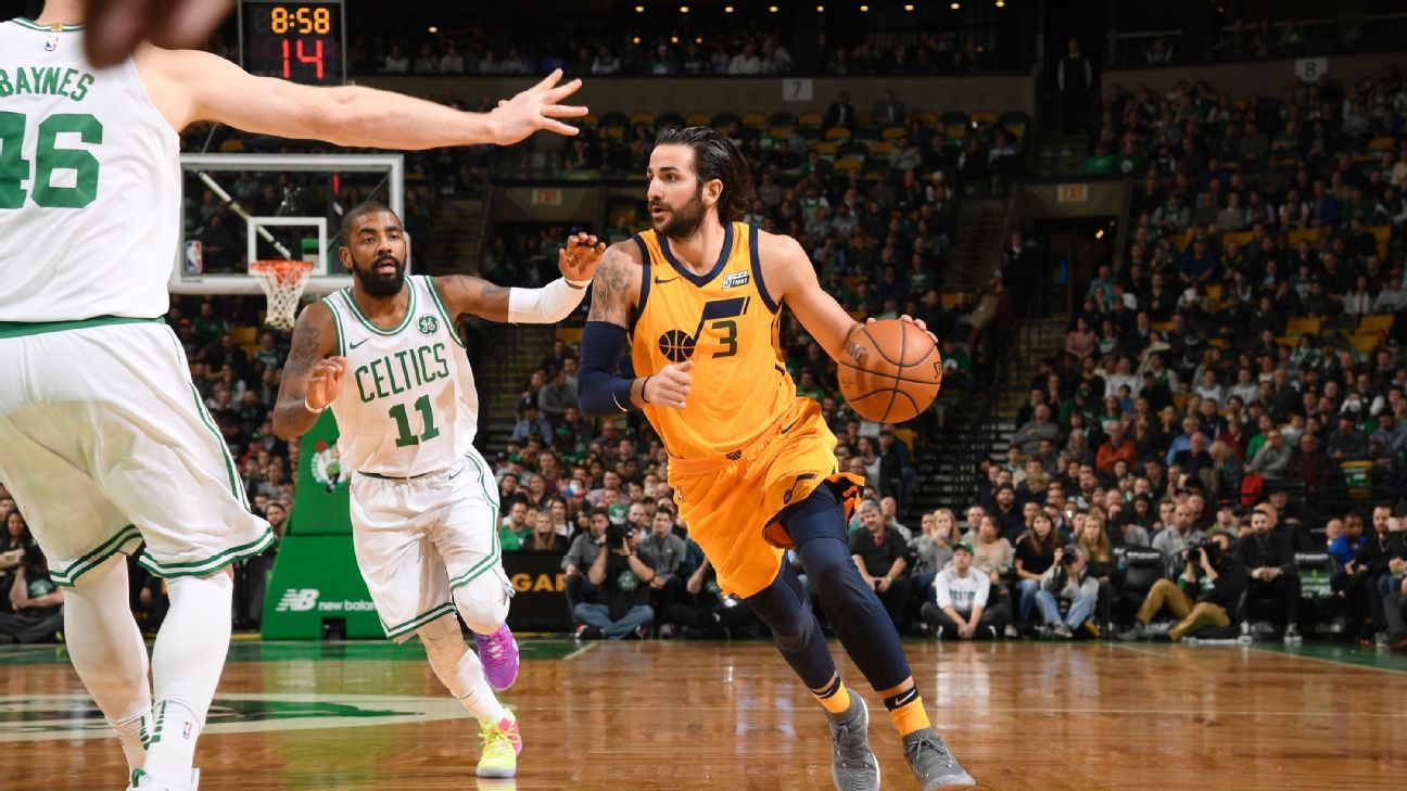 "Lãng tử" Ricky Rubio sẽ thay thế Kyrie Irving ở Boston Celtics mùa sau?