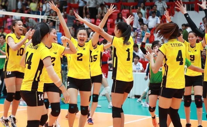 Trực tiếp bóng chuyền: Ngân hàng Công Thương vs Hóa chất Đức Giang (12h10)