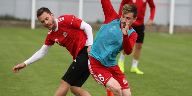 Nhận định, dự đoán Ankaragucu vs Sivasspor 00h00, 21/05 (vòng 33 VĐQG Thổ Nhĩ Kỳ)